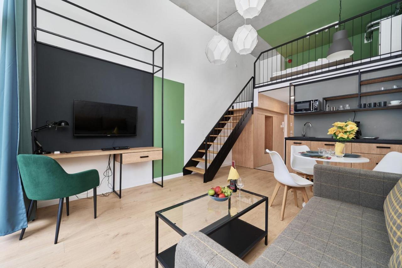 Mezzanine Studio Apartments Zarembowicza Wroclaw Airport By Renters Ngoại thất bức ảnh